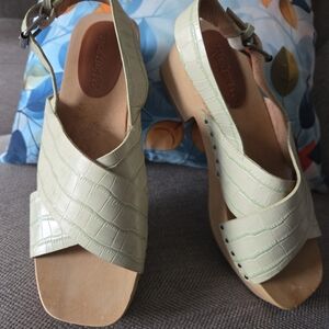Madewell Women's Light Green Wedge Sandals Sz 6/6.5